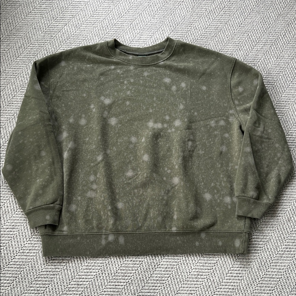 wild fable Olive Crewneck Sweatshirt with Faded Speckle